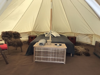 camp boutique glamping