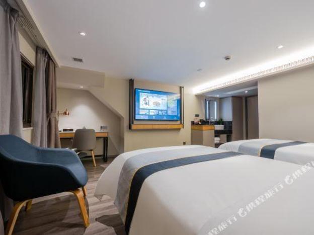 homeinn selected shanghai bund xintiandi huaihai road