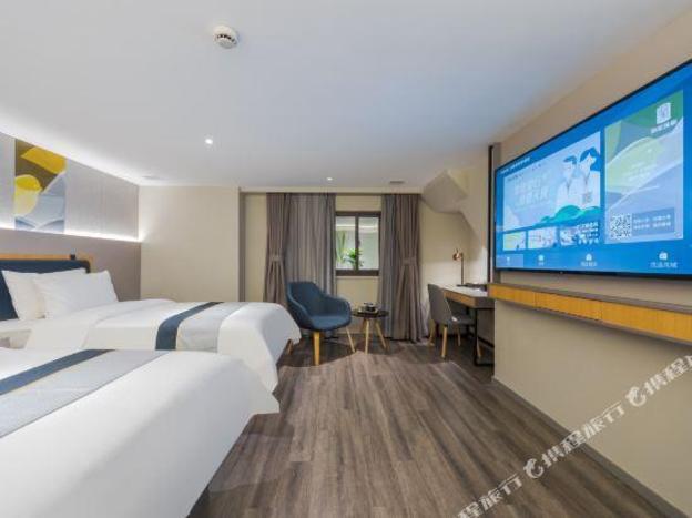 homeinn selected shanghai bund xintiandi huaihai road