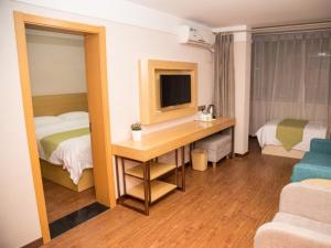 greentree alliance chengde shuangqiao district mountain resort branch