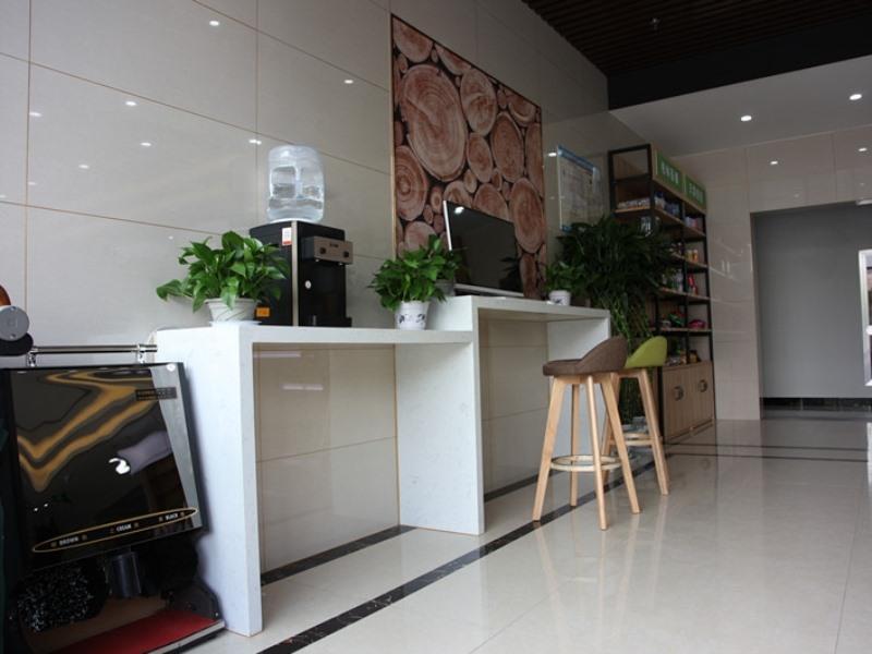 greentree inn zaozhuang high speed train station e