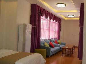 greentree inn zaozhuang high speed train station e