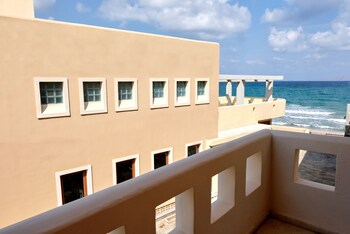 niros beach