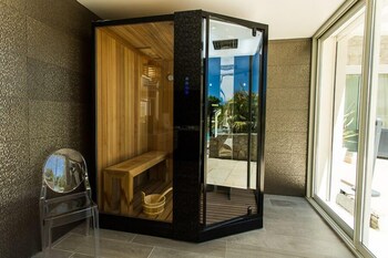 Hotel Revellata,Calvi>>Bastia,3 star