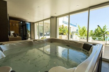 Hotel Revellata,Calvi>>Bastia,3 star