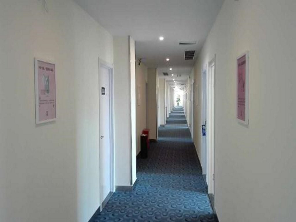 7 days inn tangshan guigu shumacheng branch