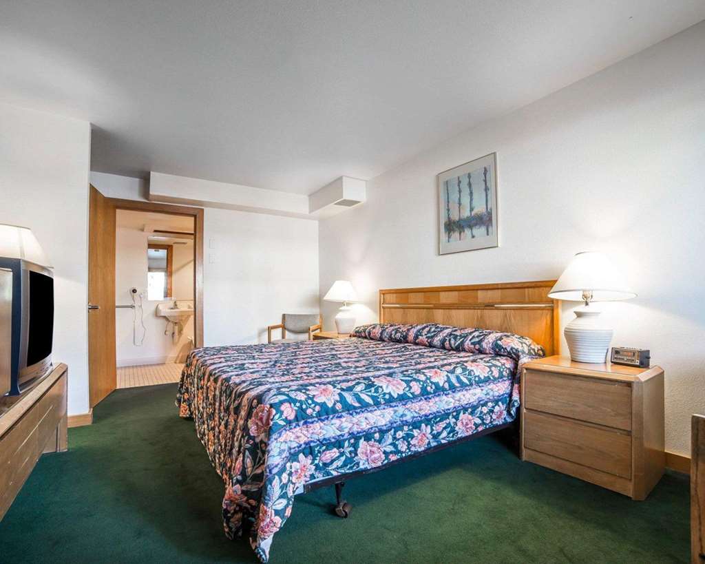 rodeway inn billings logan intl airport