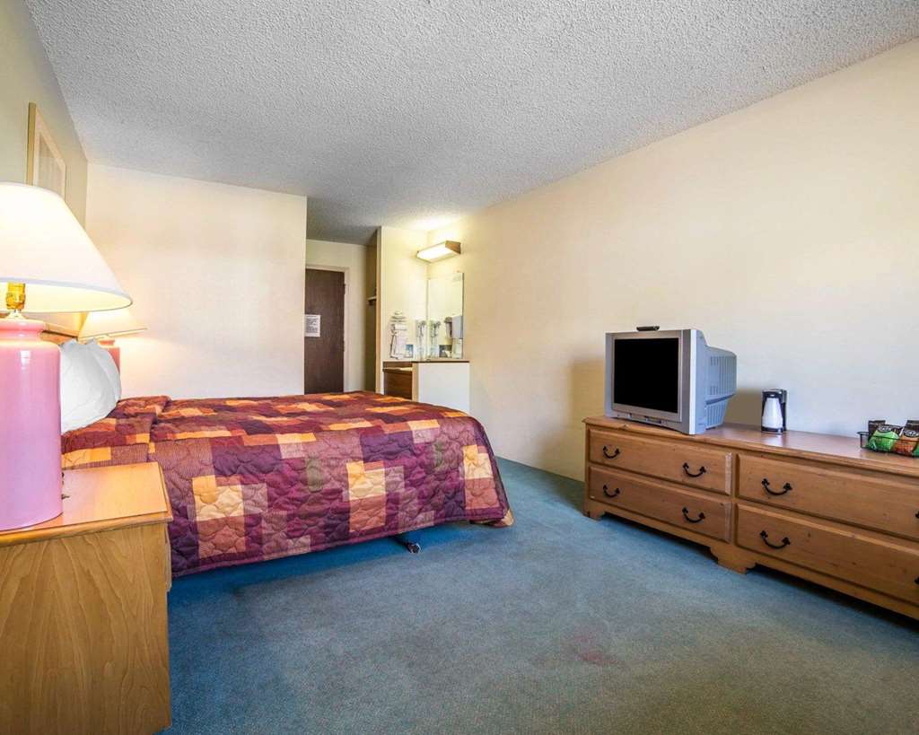 rodeway inn billings logan intl airport