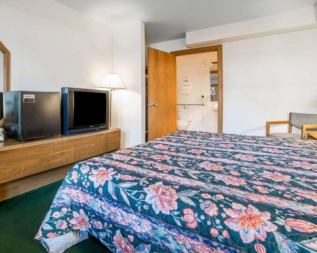 rodeway inn billings logan intl airport