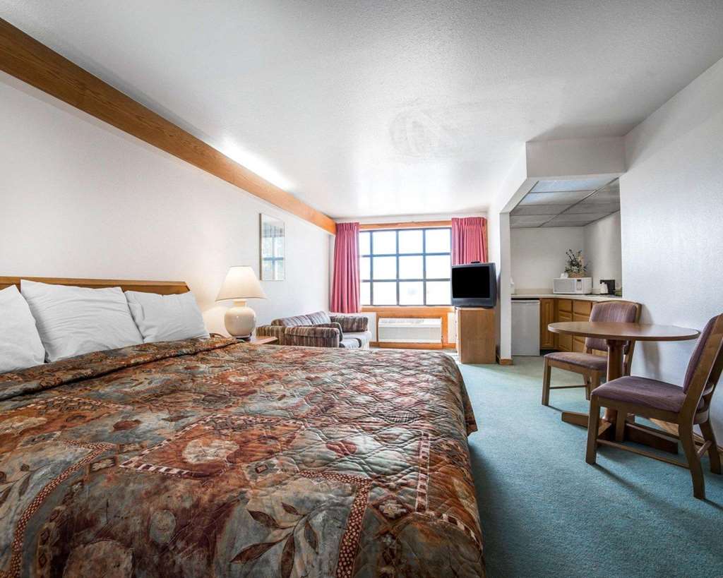 rodeway inn billings logan intl airport