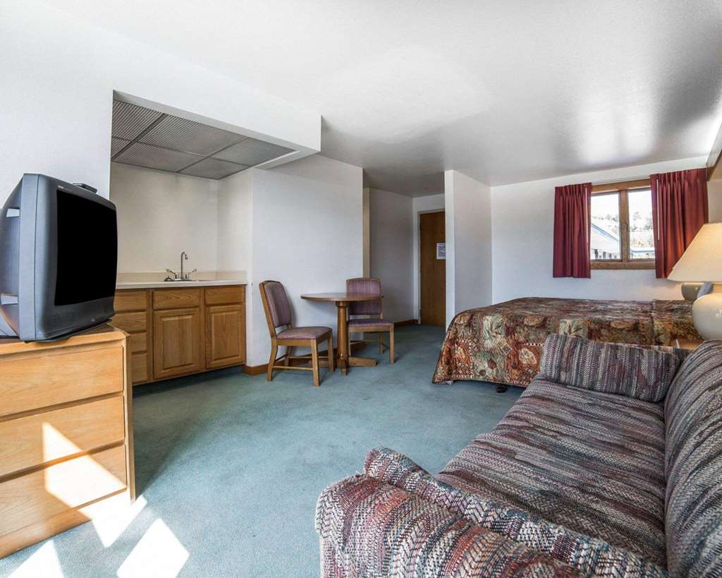 rodeway inn billings logan intl airport