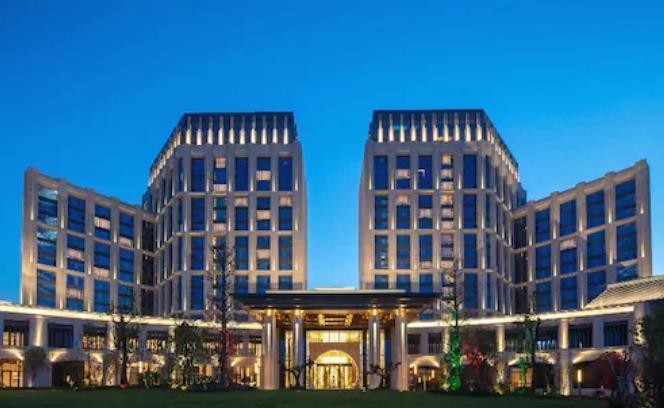 grand new century hotel zunyi