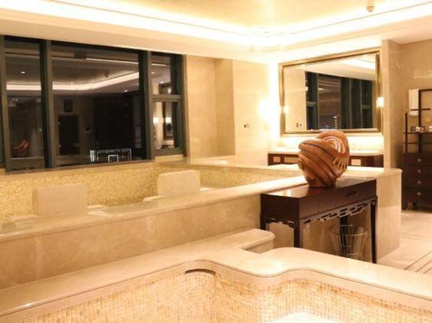 grand new century hotel zunyi