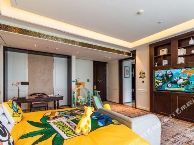 grand new century hotel zunyi