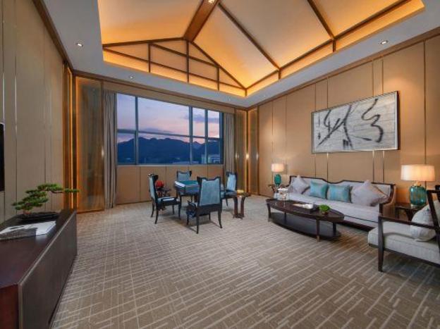 grand new century hotel zunyi