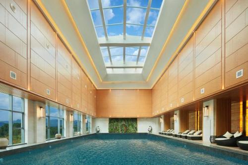 grand new century hotel zunyi