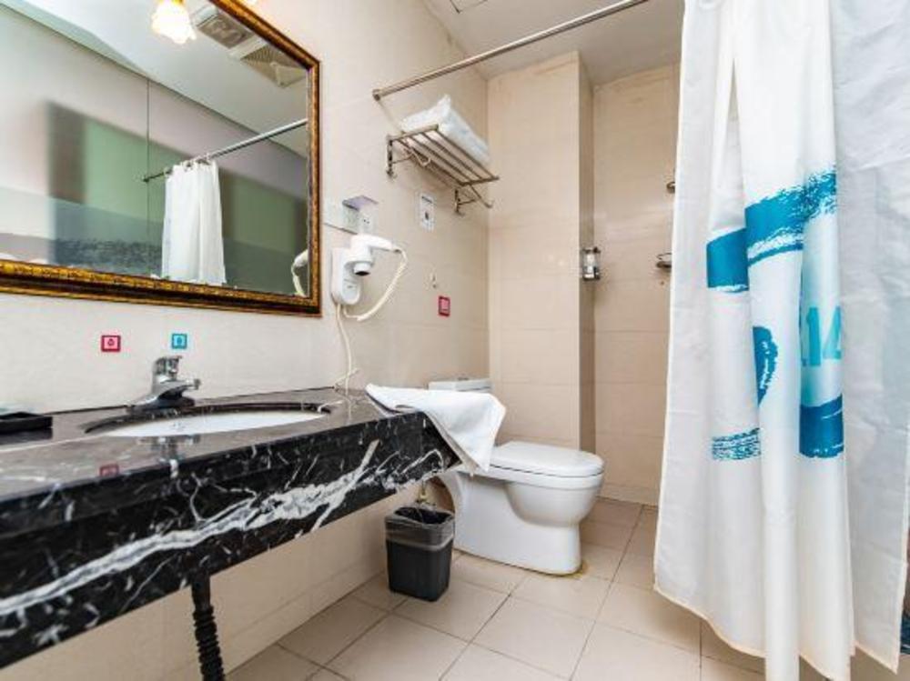 pai hotel chongqing jiangbei international airport konggang plaza railway station