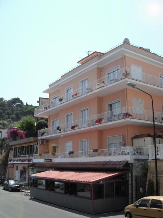 hotel nettuno