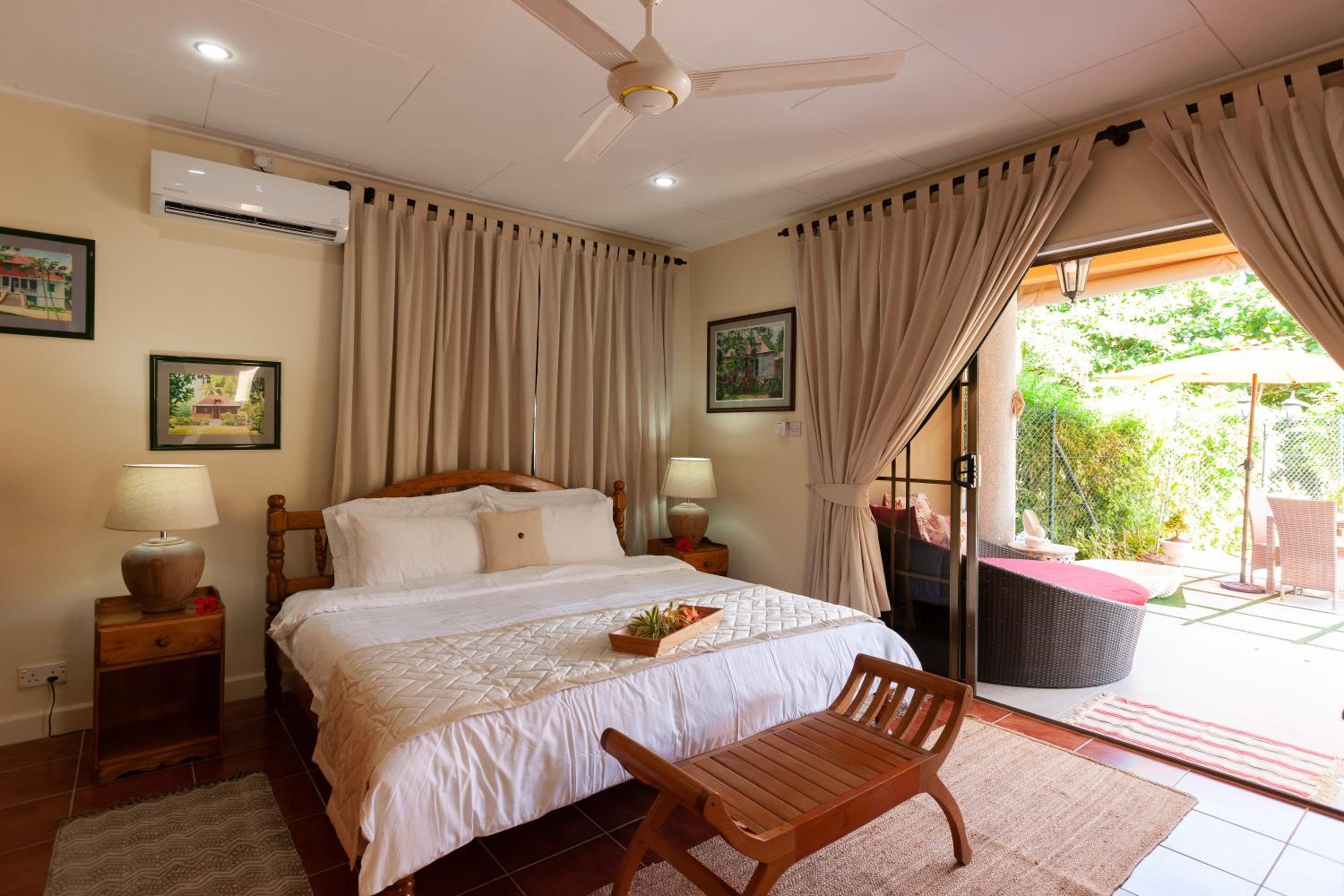 oceane self catering