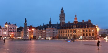 Hotel De La Paix,Near Old Stock Exchange,3 star