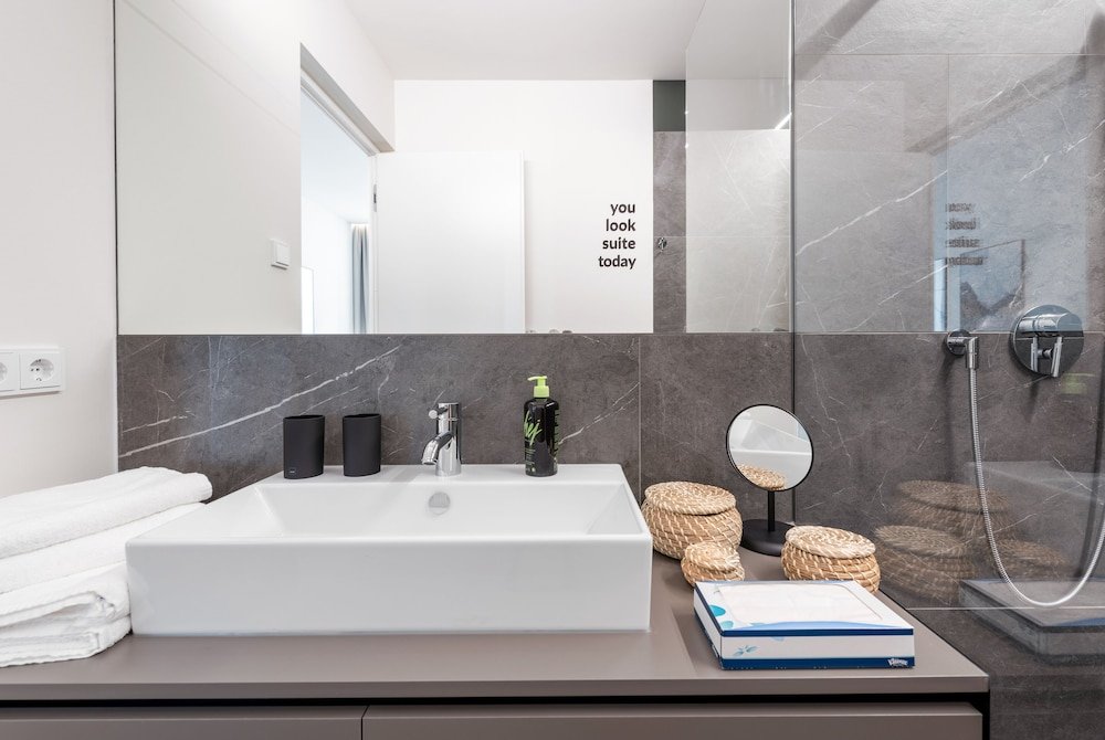 limehome linz schillerstrasse