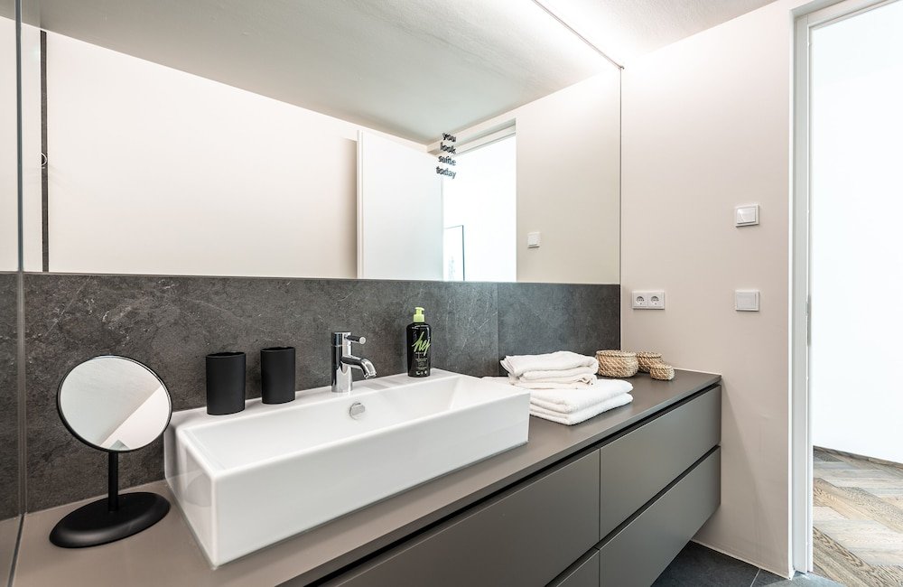 limehome linz schillerstrasse