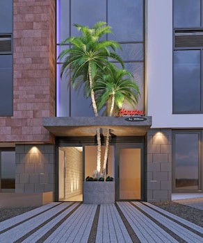 hampton by hilton torquay