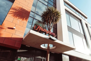 hampton by hilton torquay
