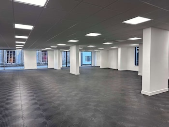 hampton by hilton torquay