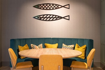 hampton by hilton torquay