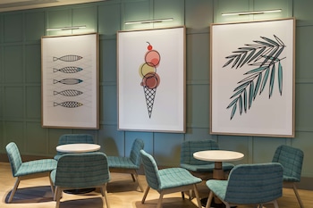 hampton by hilton torquay