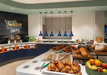 hampton by hilton torquay