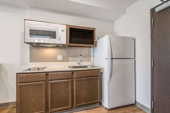 woodspring suites doral miami airport