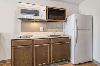 woodspring suites doral miami airport