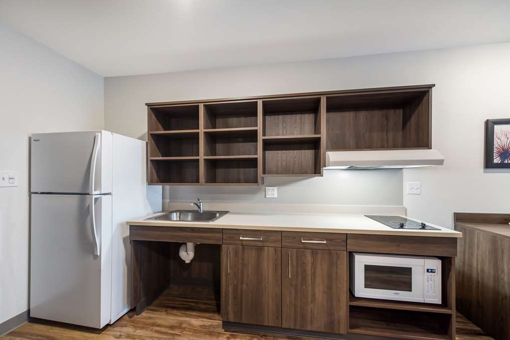 woodspring suites philadelphia plymouth meeting