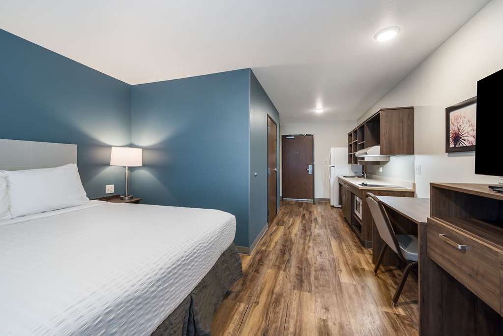 woodspring suites philadelphia plymouth meeting