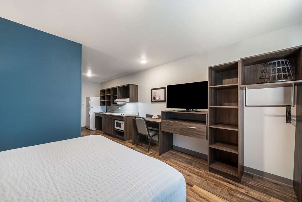 woodspring suites philadelphia plymouth meeting