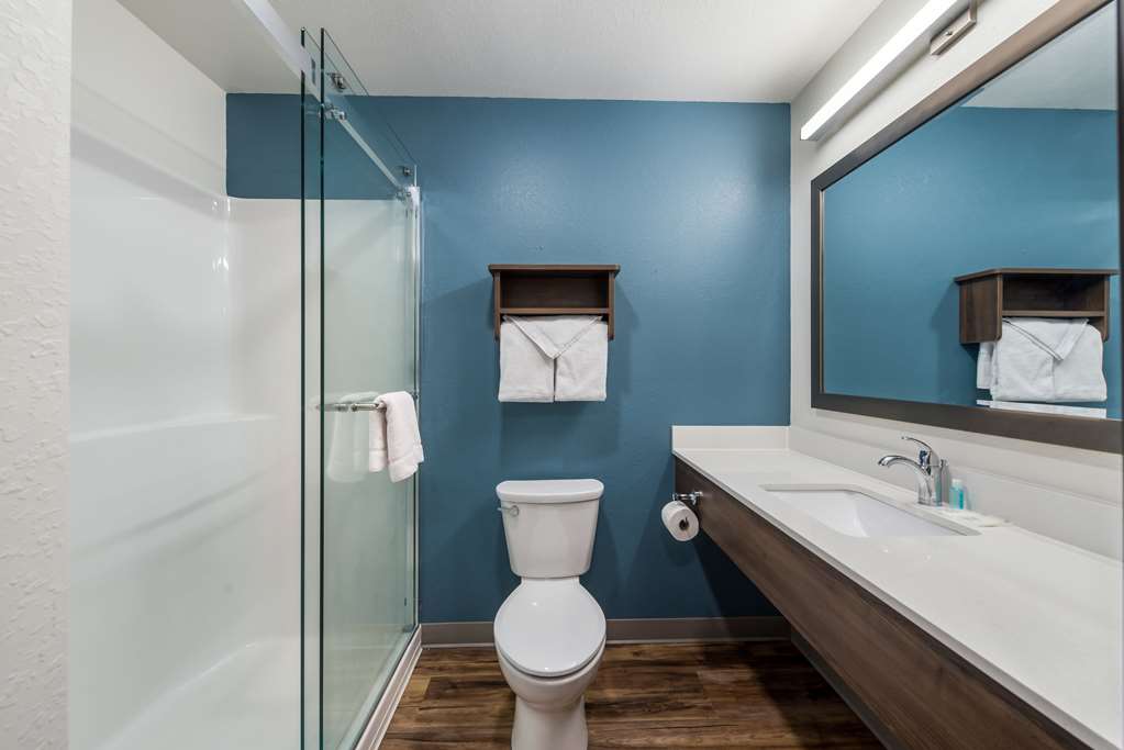 woodspring suites philadelphia plymouth meeting