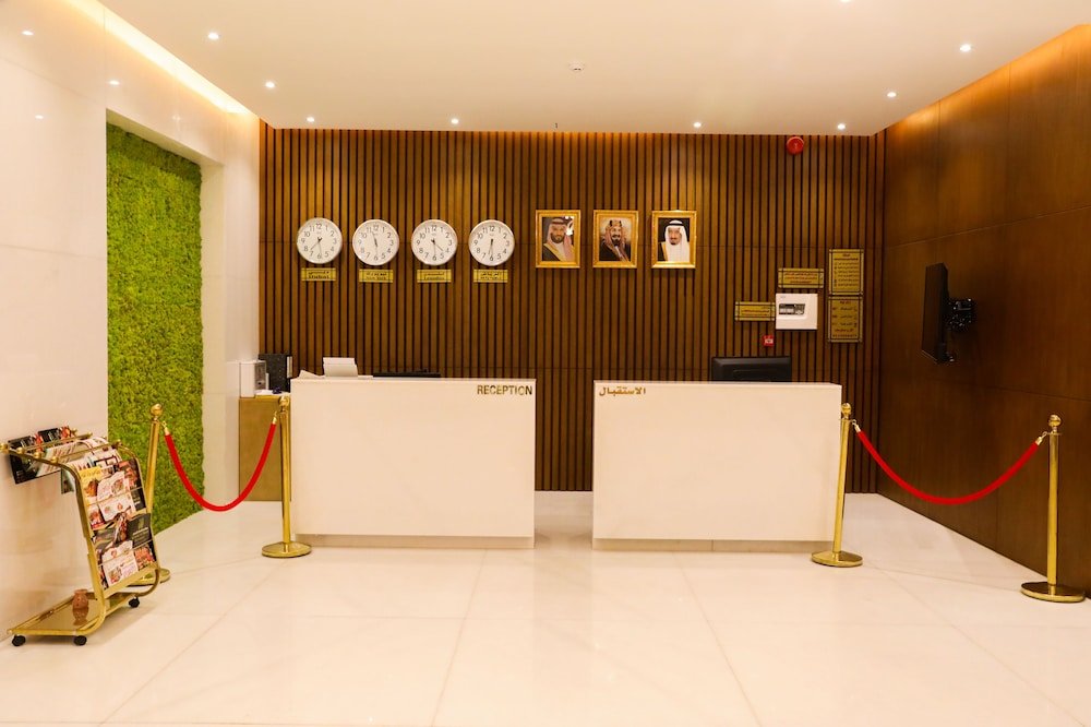 quiet rooms apartment