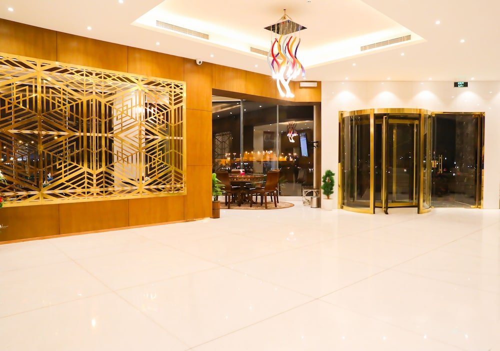 quiet rooms apartment