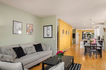 seattle vacation home the vineyard