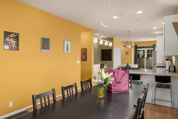 seattle vacation home the vineyard