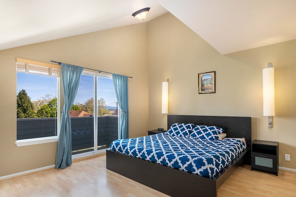 seattle vacation home the vineyard