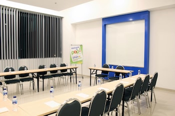 pop hotel kelapa gading jakarta