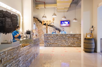 pop hotel kelapa gading jakarta