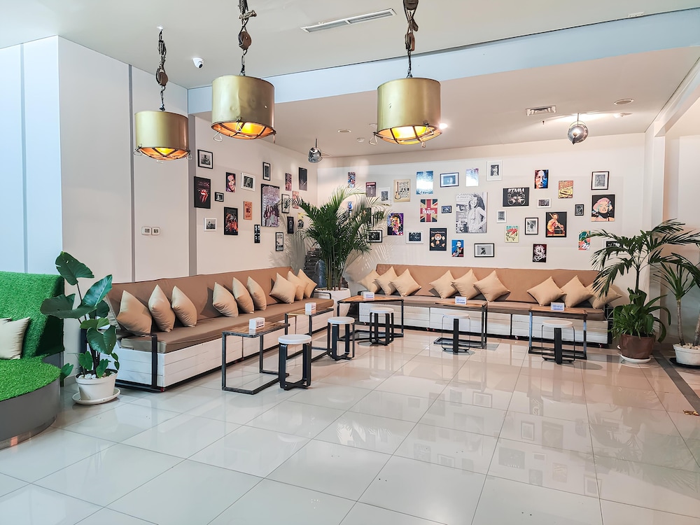 pop hotel kelapa gading jakarta