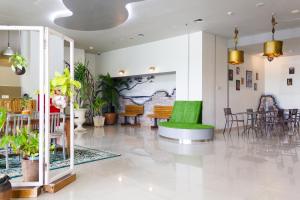 pop hotel kelapa gading jakarta