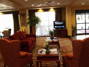 Hampton Inn Canton,Jackson>>Canton,3 star