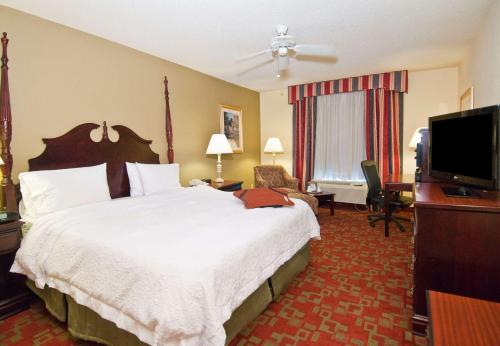 hampton inn canton
