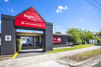 nightcap at sandbelt hotel